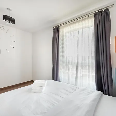 Apartamento Wilanów 2-bedroom *