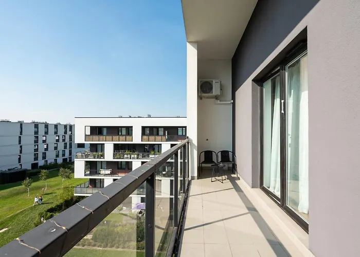 Wilanow 2-bedroom By Bookinghost Lägenhet *