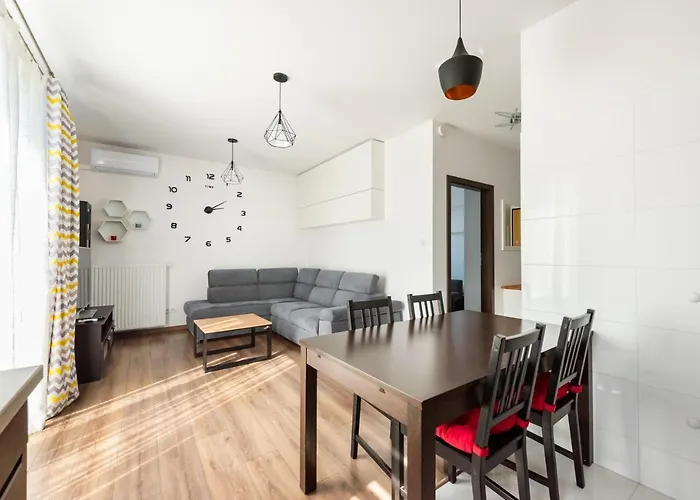 Wilanow 2-bedroom By Bookinghost Lägenhet Warszawa