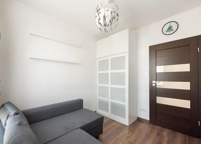 Wilanow 2-bedroom By Bookinghost Lägenhet *