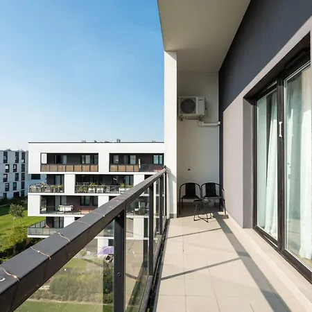 Wilanow 2-bedroom By Bookinghost Lägenhet *
