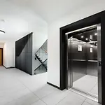 Wilanow 2-bedroom By Bookinghost דירה *