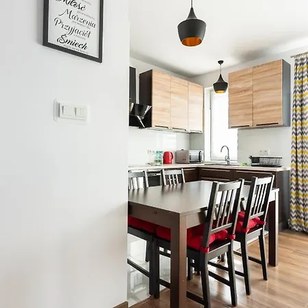 아파트 Wilanow 2-bedroom By Bookinghost