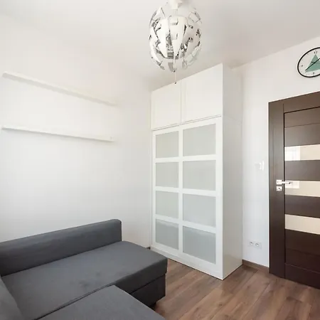 Wilanow 2-bedroom By Bookinghost דירה *